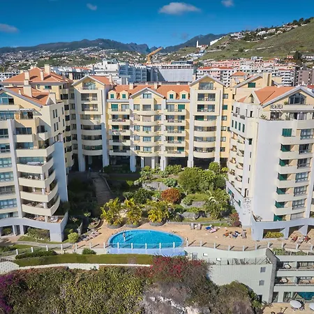Ivis By Madeira Apartmán
